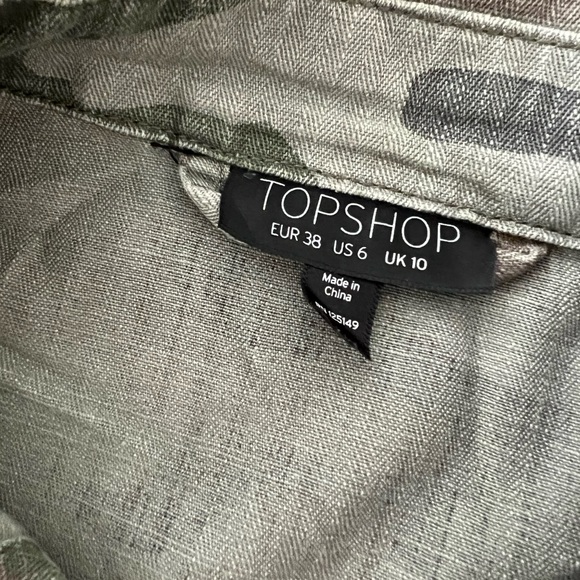 Topshop Distressed Camo Button Down Jacket - Picture 6 of 6